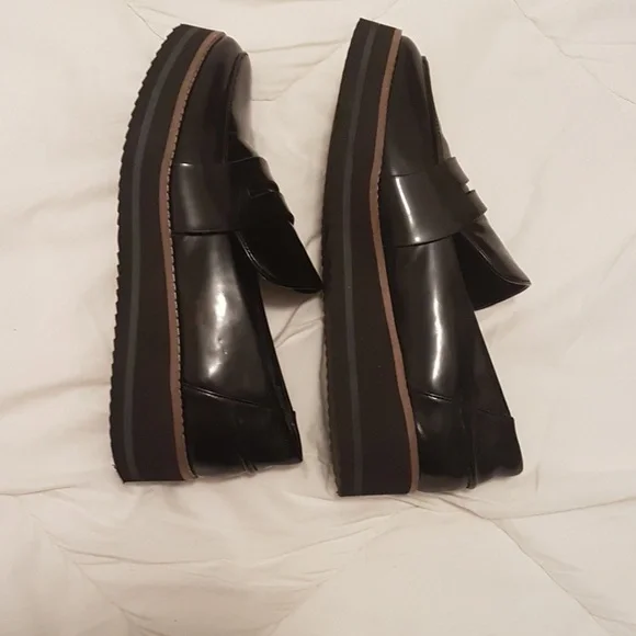 Design Lab Loafers - Picture 3 of 7